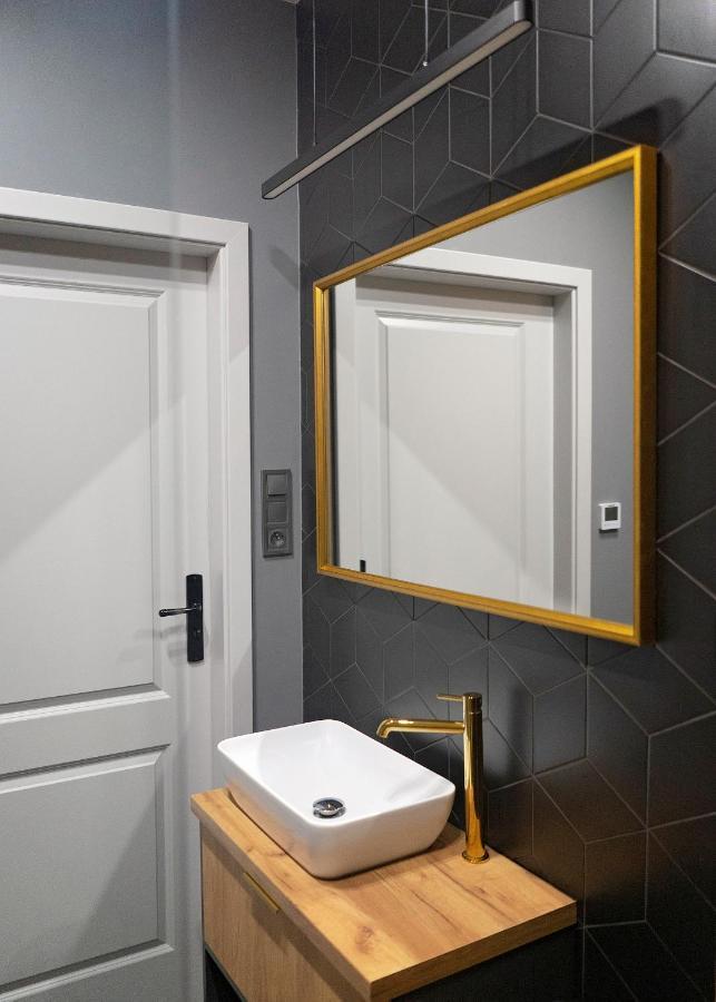 Modern Apart W Centrum Chełm Екстериор снимка